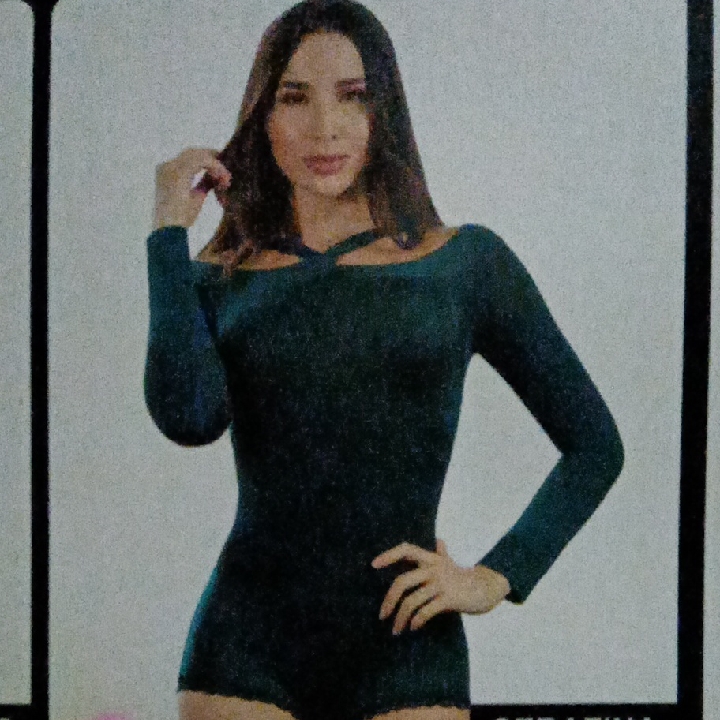 Fitted Green Long Sleeve Cut Out Bodysuit